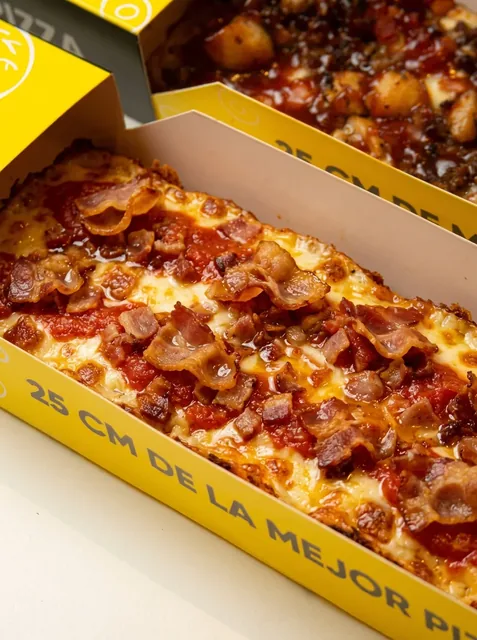 Pizza Tocineta - Pasta al estilo venezolano - La Pasta Maracaibo — Foto 1 de 2